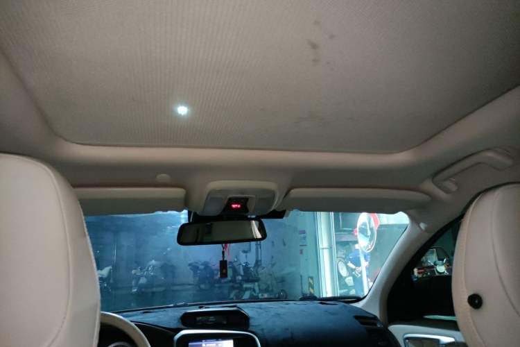 Used Volvo XC60 2010 T6 AWD Zhiya Edition Headliner