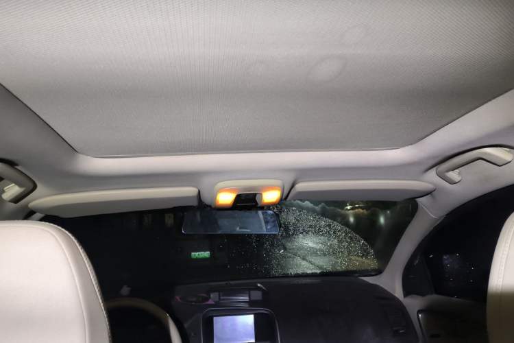 Used Volvo XC60 2010 T6 AWD Comfort Edition Headliner