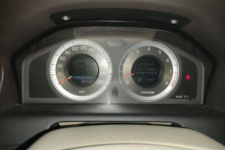 Used Volvo XC60 2010 T6 AWD Zhiya Edition Instrument Cluster