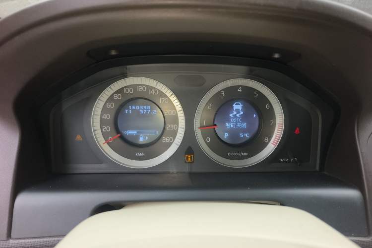 Used Volvo XC60 2010 T6 AWD Zhiya Edition Instrument Cluster