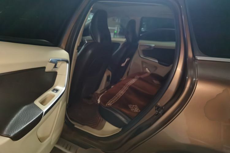 Used Volvo XC60 2010 T6 AWD Zhiya Edition Left Rear Seat