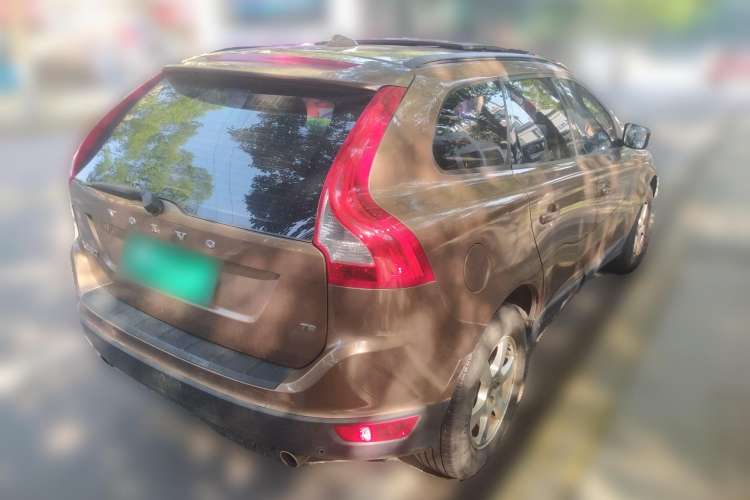 Used Volvo XC60 2010 T6 AWD Comfort Edition Rear Right 45 Deg