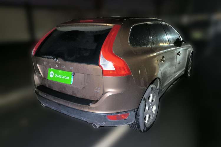 Used Volvo XC60 2010 T6 AWD Comfort Edition Rear Right 45 Deg