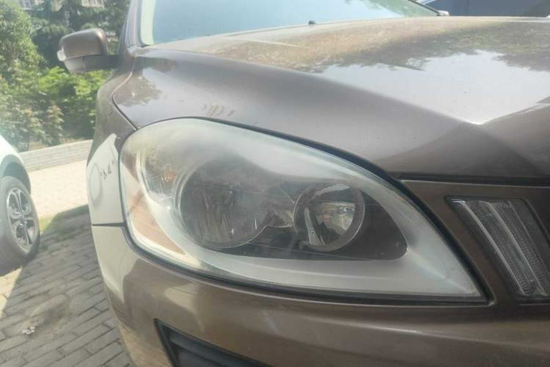 Used Volvo XC60 2010 T6 AWD Comfort Edition Right Front Headlight