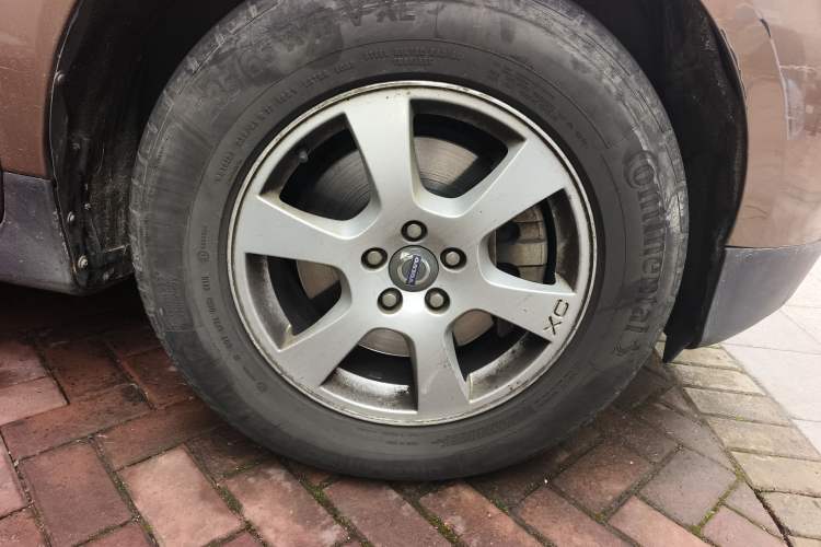 Used Volvo XC60 2010 T6 AWD Zhiya Edition Right Front Wheel Hub