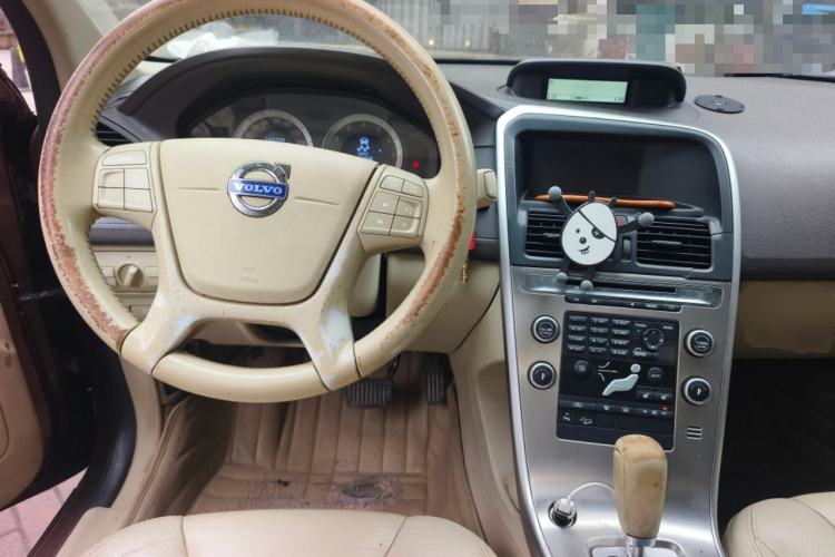 Used Volvo XC60 2010 T6 AWD Zhiya Edition Steering Wheel