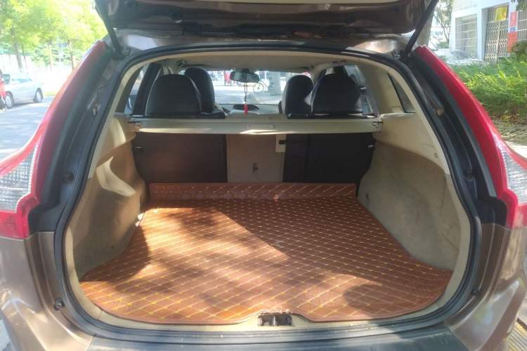 Used Volvo XC60 2010 T6 AWD Comfort Edition Trunk