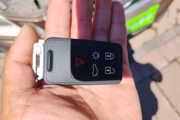 Used Volvo XC60 2010 T6 AWD Zhiya Edition Vehicle Key