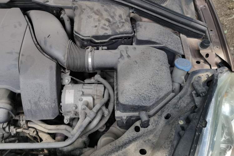 Used Volvo XC60 2010 T6 AWD Prestige Edition Engine Bay Left