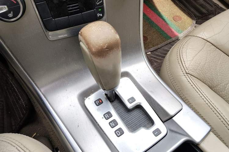 Used Volvo XC60 2010 T6 AWD Zhiya Edition Gear Lever