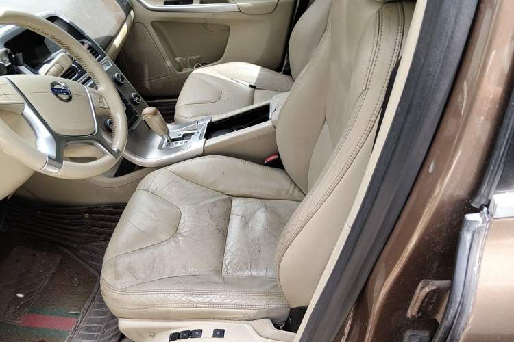 Used Volvo XC60 2010 T6 AWD Zhiya Edition Left Front Seat