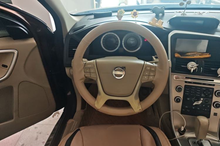 Used Volvo XC60 2010 T6 AWD Zhiya Edition Steering Wheel