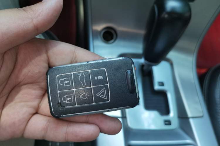 Used Volvo XC60 2010 T6 AWD Prestige Edition Vehicle Key