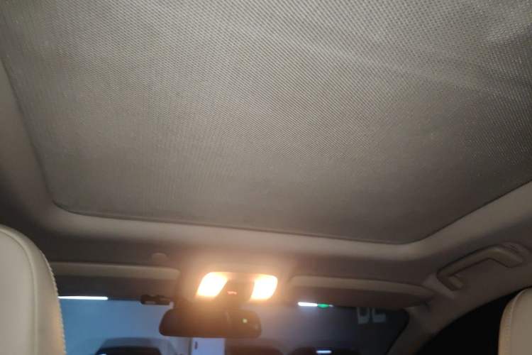 Used Volvo XC60 2010 T6 AWD Zhiya Edition Headliner