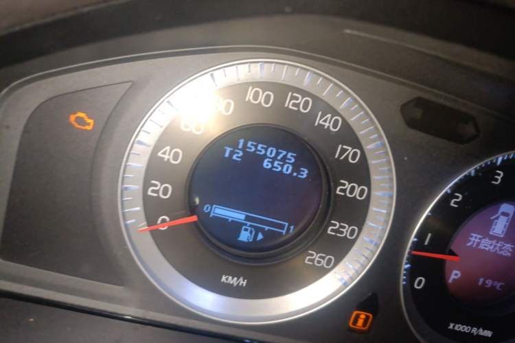 Used Volvo XC60 2010 T6 AWD Zhiya Edition Odometer Close Up