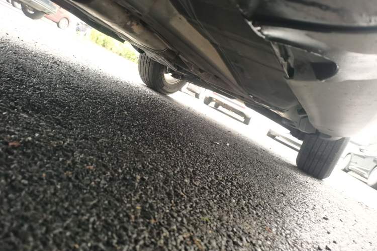 Used Volvo XC60 2011 2.0T Zhiya Edition Chassis Front Left