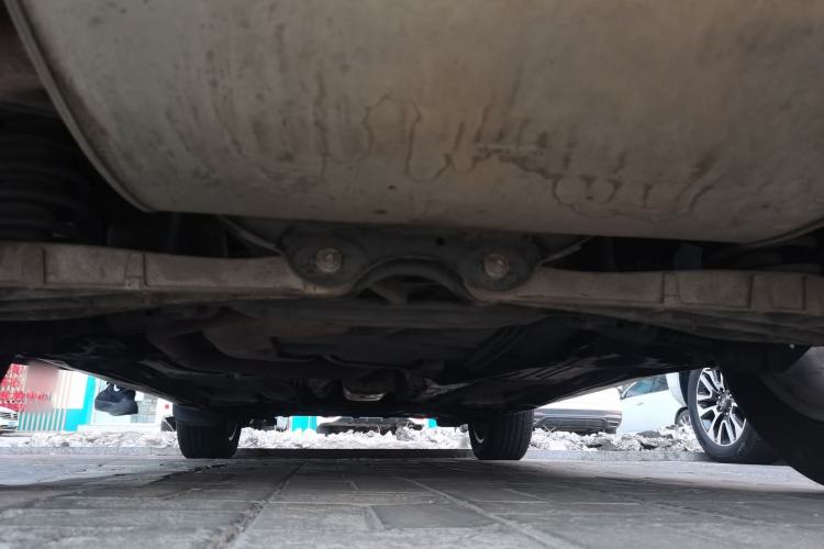 Used Volvo XC60 2011 2.0T Zhiya Edition Chassis Rear