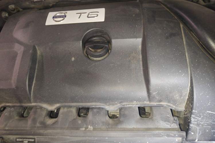 Used Volvo XC60 2011 T6 AWD Zhiya Edition Engine Bay