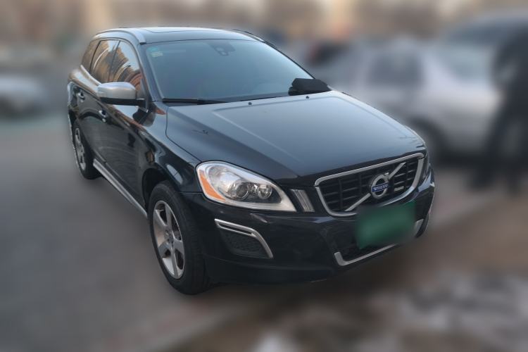 Used Volvo XC60 2011 2.0T Zhiya Edition Front Right 45 Deg