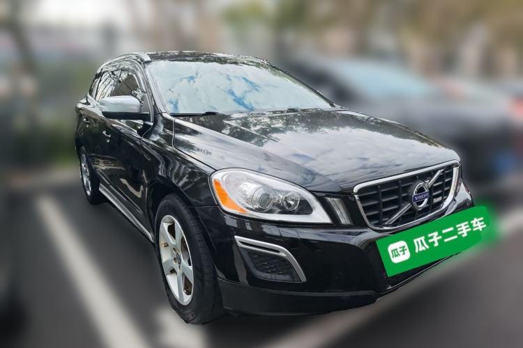 Used Volvo XC60 2011 T6 AWD Zhiya Edition Front Right 45 Deg