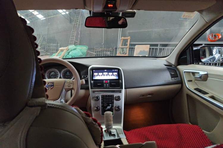 Used Volvo XC60 2011 2.0T Zhiya Edition Headliner