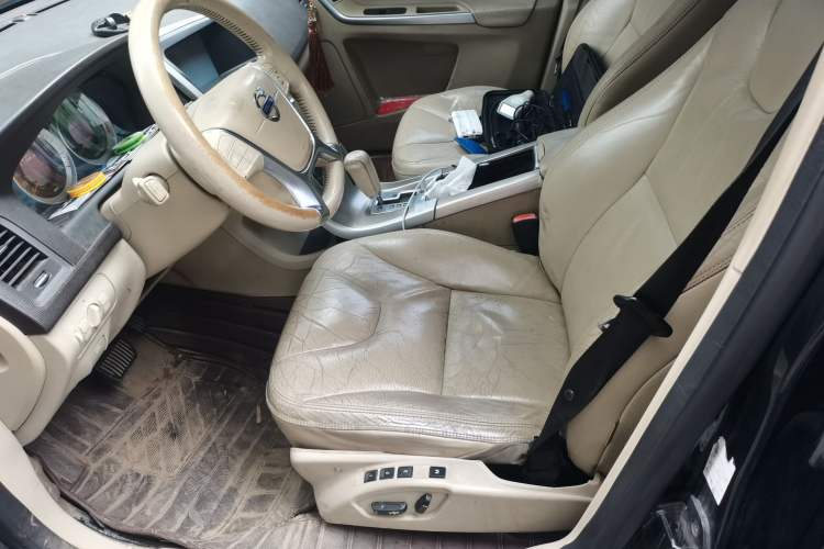 Used Volvo XC60 2011 2.0T Zhiya Edition Left Front Seat