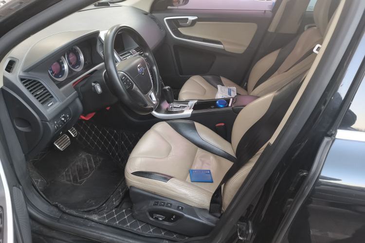 Used Volvo XC60 2011 2.0T Zhiya Edition Left Front Seat