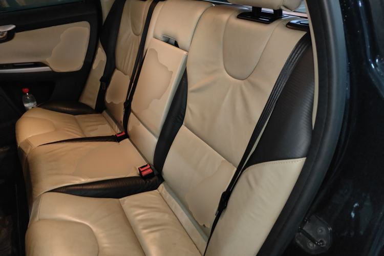 Used Volvo XC60 2011 T6 R-Design Personalized Sport Edition Left Rear Seat