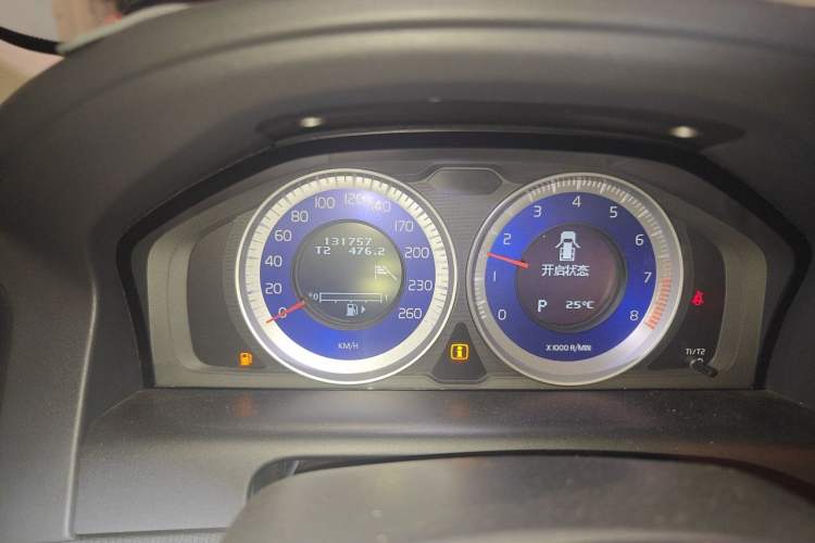 Used Volvo XC60 2011 T6 AWD Zhiya Edition Odometer Close Up