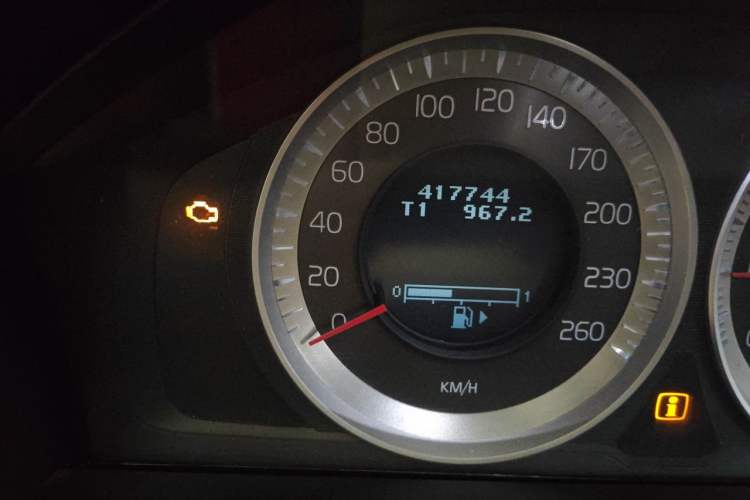 Used Volvo XC60 2011 2.0T Zhiya Edition Odometer Close Up