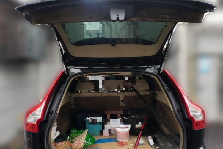 Used Volvo XC60 2011 2.0T Zhiya Edition Trunk