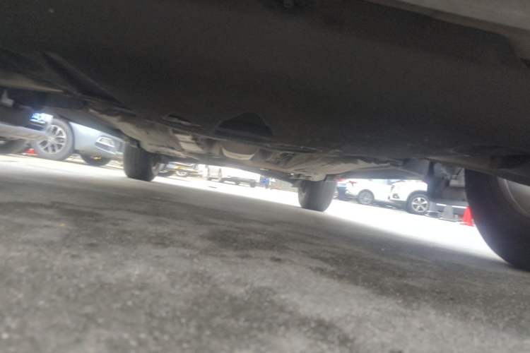 Used Volvo XC60 2011 2.0T Zhiya Edition Chassis Front