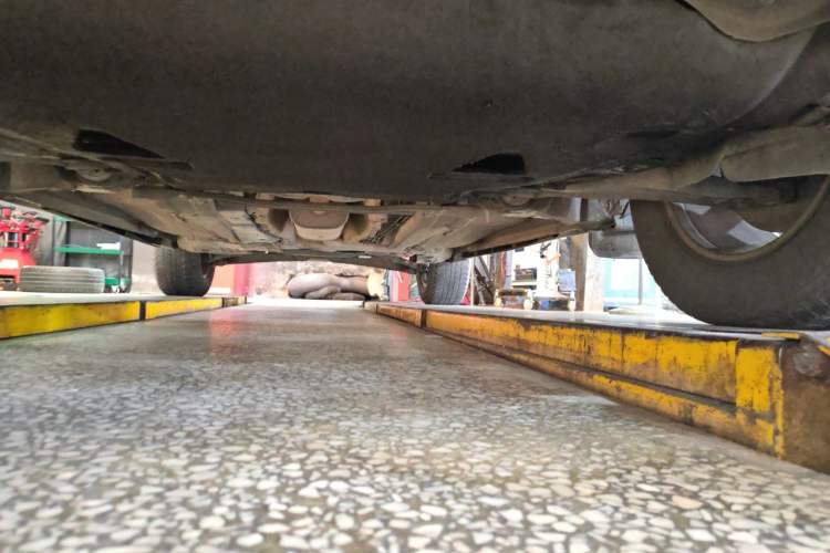 Used Volvo XC60 2011 2.0T Zhiya Edition Chassis Front