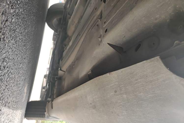 Used Volvo XC60 2011 2.0T Zhiya Edition Chassis Rear Right