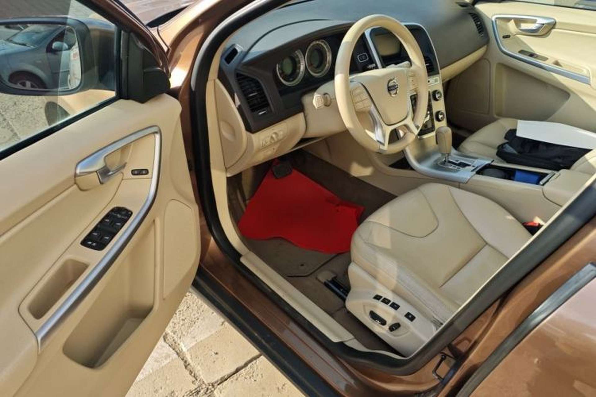 Used Volvo XC60 2011 2.0T Zhiya Edition Driver Seat