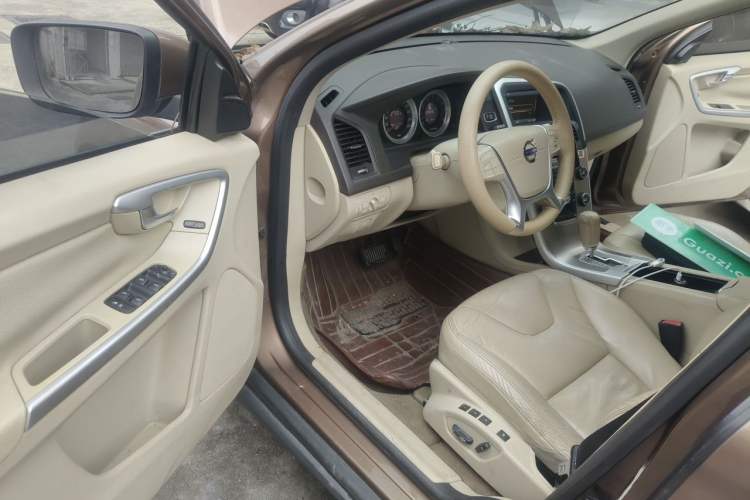 Used Volvo XC60 2011 2.0T Zhiya Edition Driver Seat