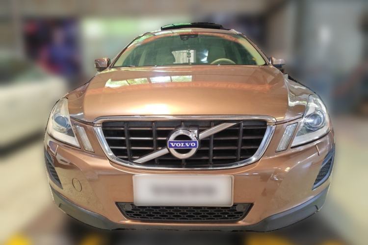 Used Volvo XC60 2011 2.0T Zhiya Edition Front