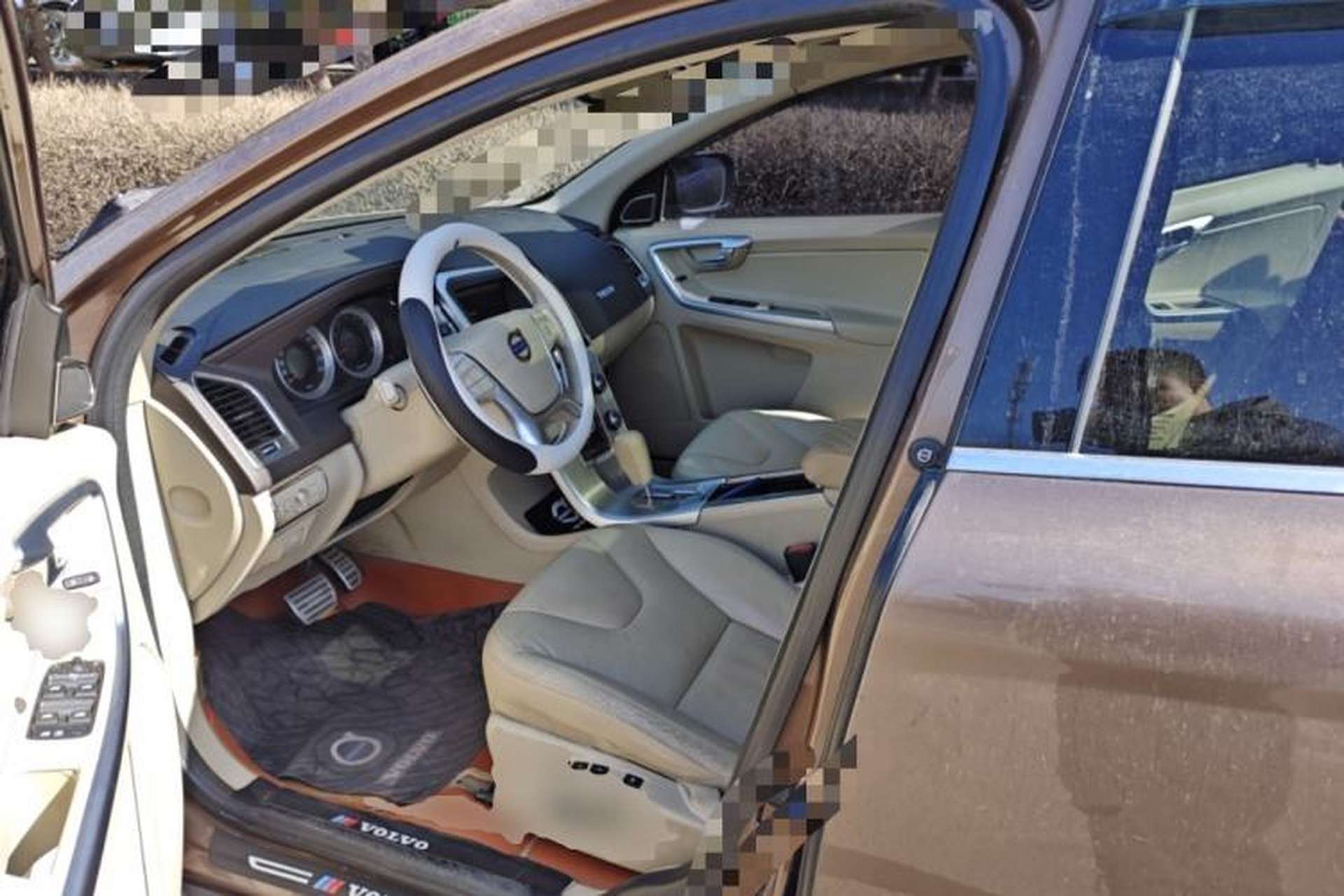 Used Volvo XC60 2011 2.0T Zhiya Edition Left Front Seat