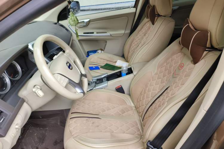 Used Volvo XC60 2011 2.0T Zhiya Edition Left Front Seat
