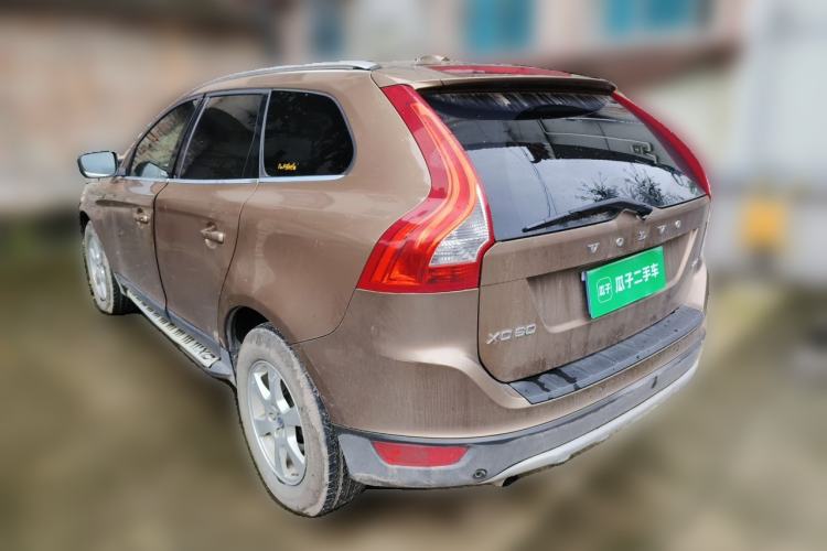 Used Volvo XC60 2011 2.0T Zhiya Edition Rear Left 45 Deg