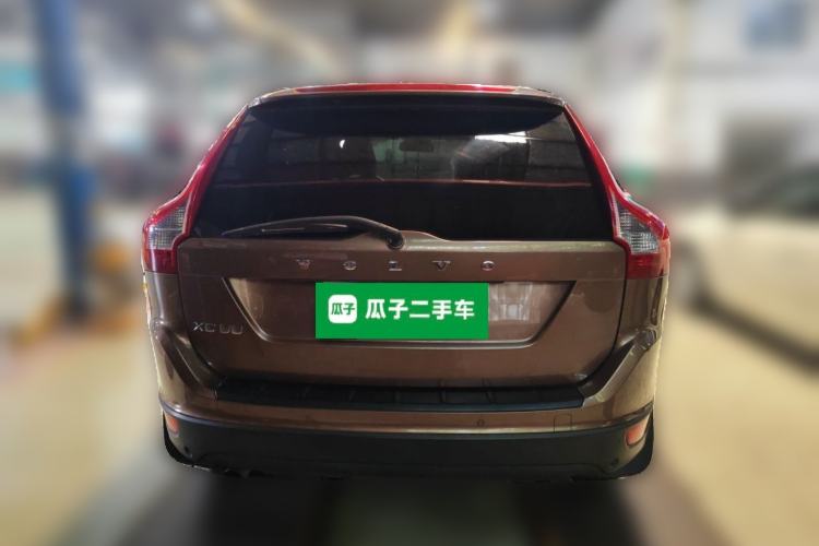 Used Volvo XC60 2011 2.0T Zhiya Edition Rear