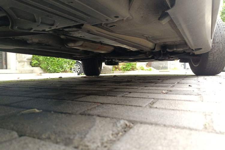 Used Volvo XC60 2011 2.0T Zhiya Edition Chassis Rear Right