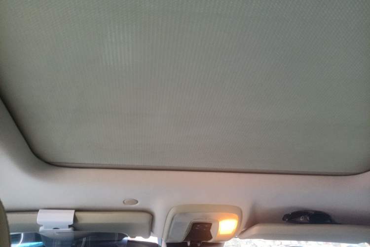 Used Volvo XC60 2011 2.0T Zhiya Edition Headliner