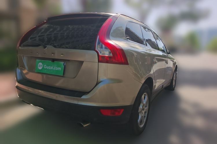 Used Volvo XC60 2011 2.0T Zhiya Edition Rear Right 45 Deg