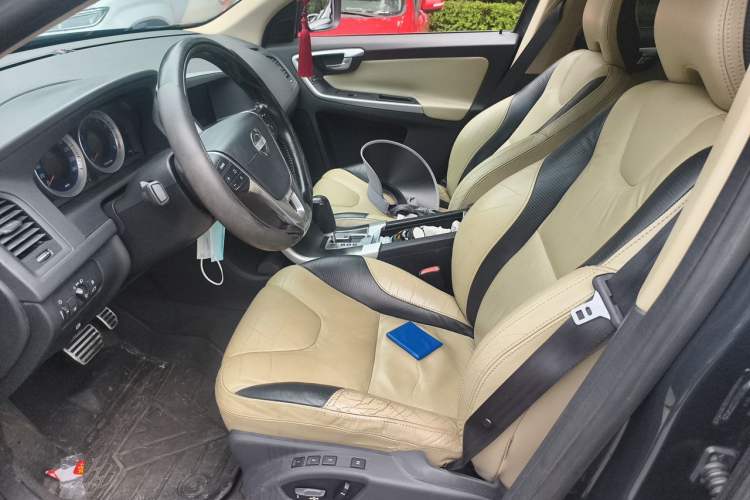 Used Volvo XC60 2011 T6 AWD Zhiya Edition Driver Seat