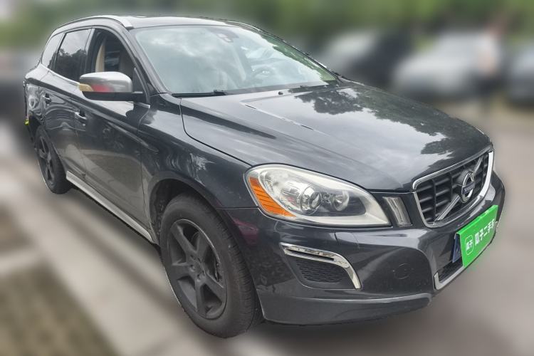 Used Volvo XC60 2011 T6 AWD Zhiya Edition Front Right 45 Deg
