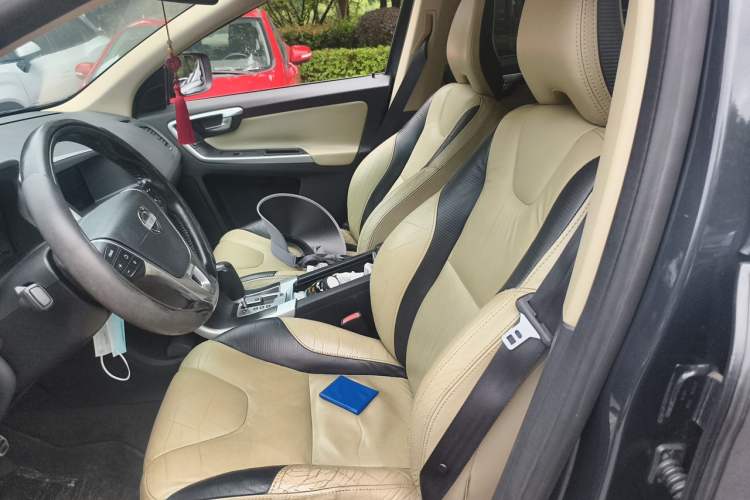 Used Volvo XC60 2011 T6 AWD Zhiya Edition Left Front Seat