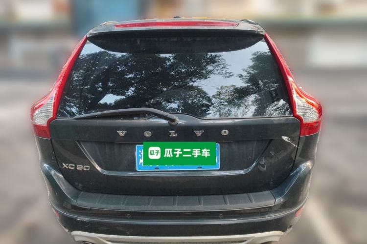 Used Volvo XC60 2011 2.0T Zhiya Edition Rear