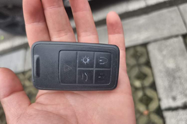 Used Volvo XC60 2011 T6 AWD Zhiya Edition Vehicle Key