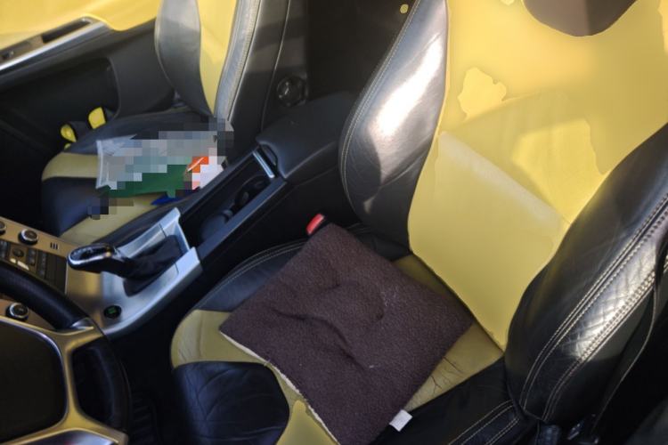 Used Volvo XC60 2011 2.0T ZhiZun Edition Left Front Seat